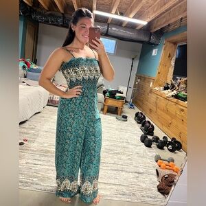 Cupshe Teal and White Paisley Patterned Jumpsuit